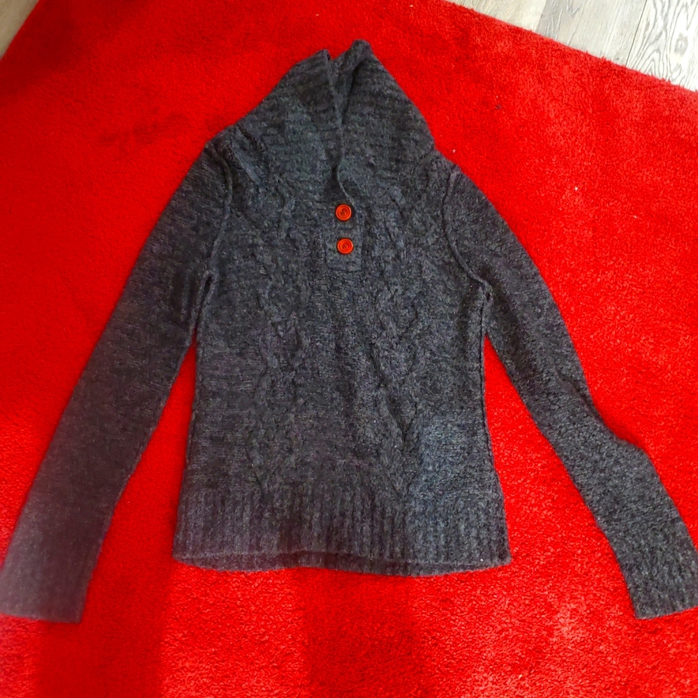 Columbia wool sweater